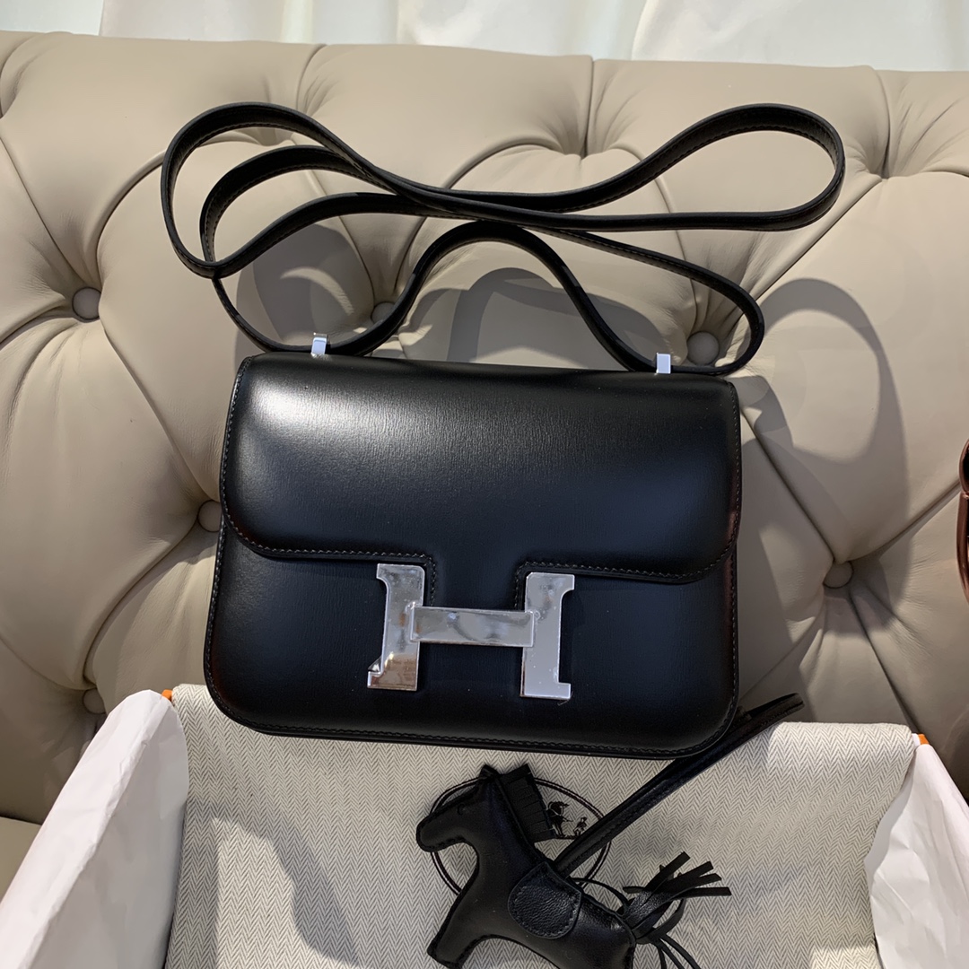 에르메스 콘스탄스18 블랙 은장